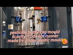 8جفاف قالب گذاری تزریقی سرد رانر 70mm قالب بطری پلاستیکی برای 50 لیتر Jerrycan